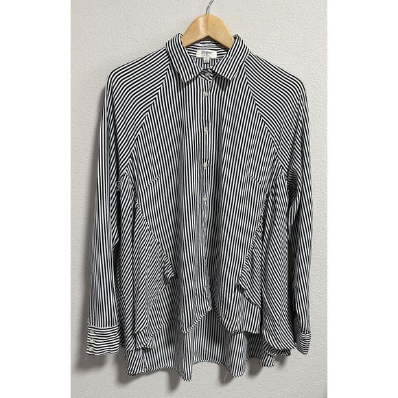 Umgee Women's Button Shirt Top Lagenlook Relaxed Flowy Basic Classic Stripe M - Picture 1 of 5